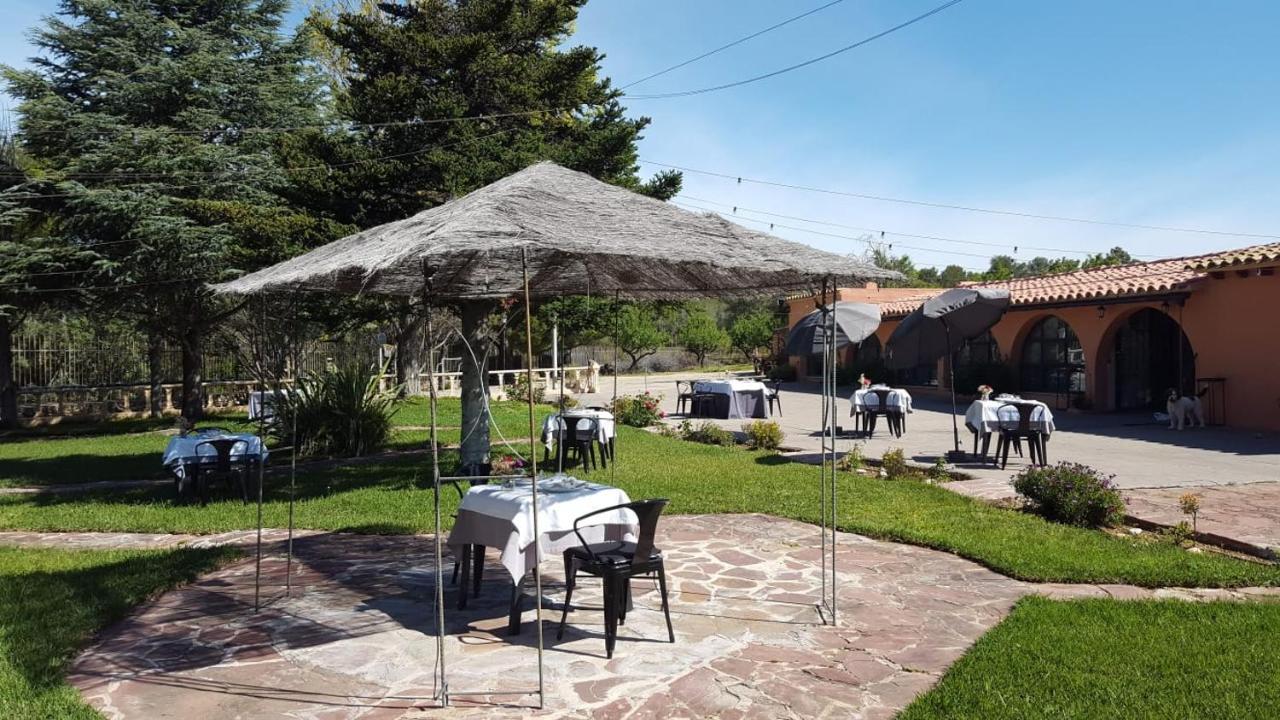 Hotel Mas El Cuquello Els Ibarsos Bagian luar foto